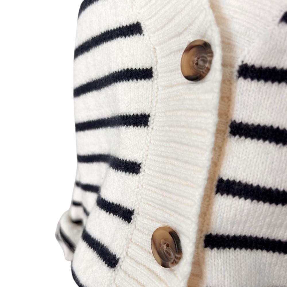 New OLD NAVY SoSoft V-Neck Valentine Heart 
Cardigan Sweater Striped Crm Navy M - Picture 6 of 13